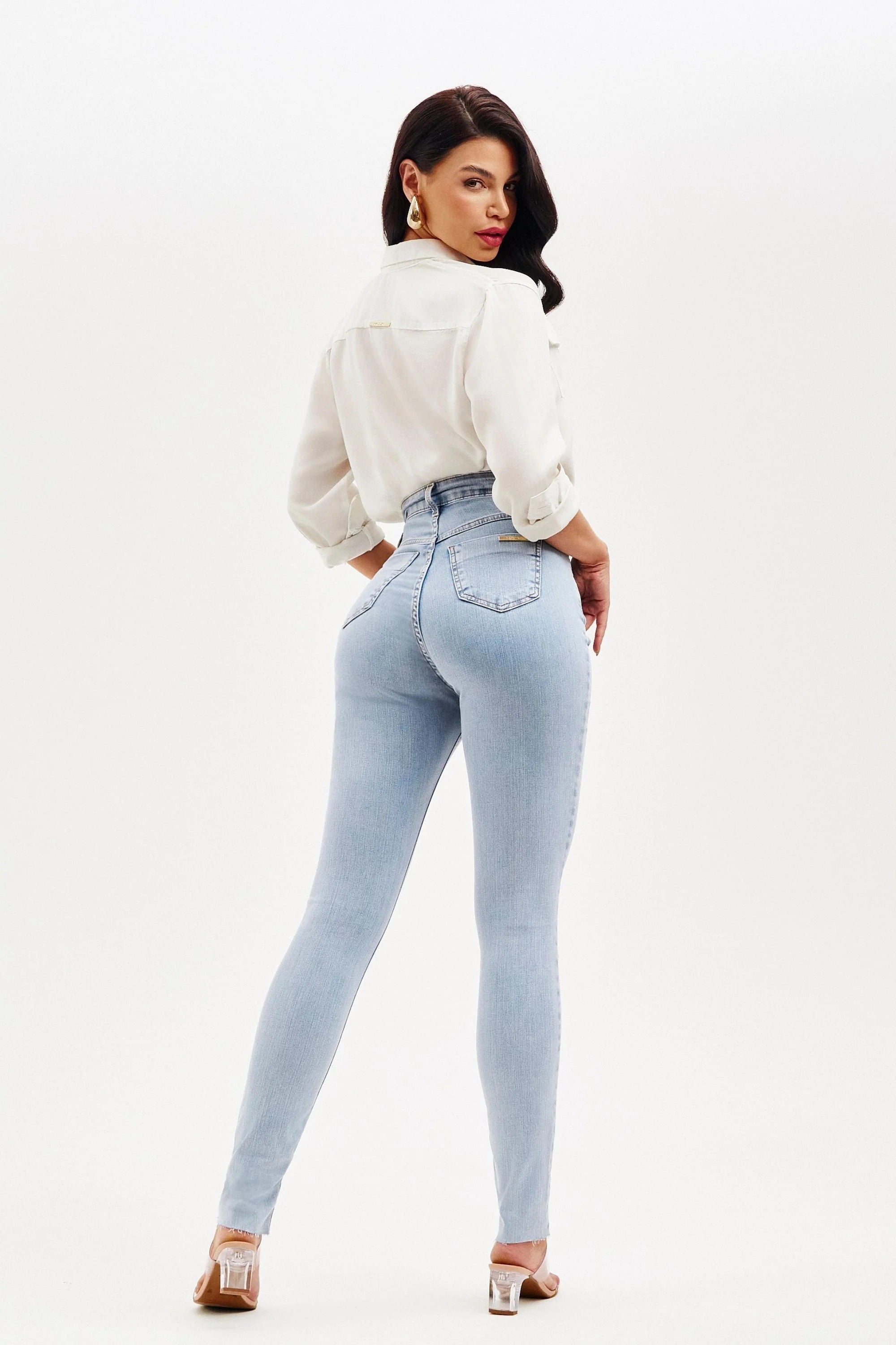 Calça Jeans Modeladora Revolucionária Skinny Clara Cós Super Alto